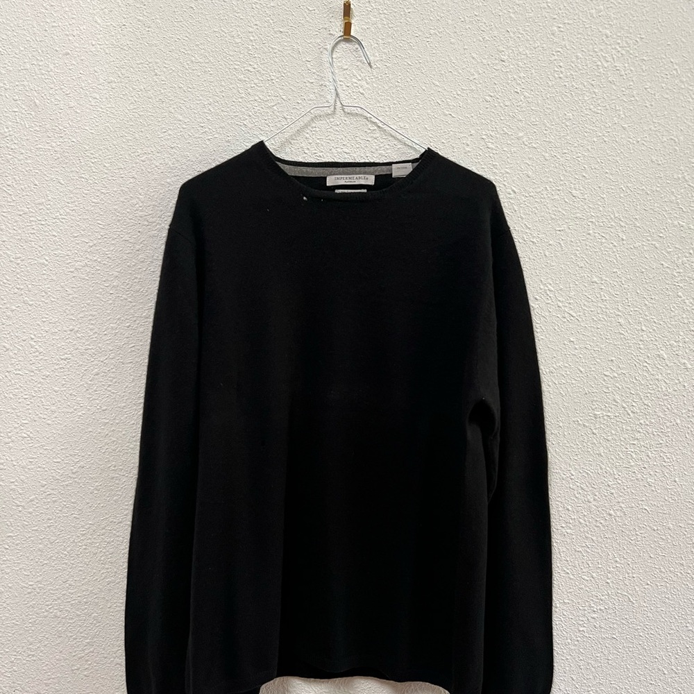 Black Crew Neck Sweater Classic Knit